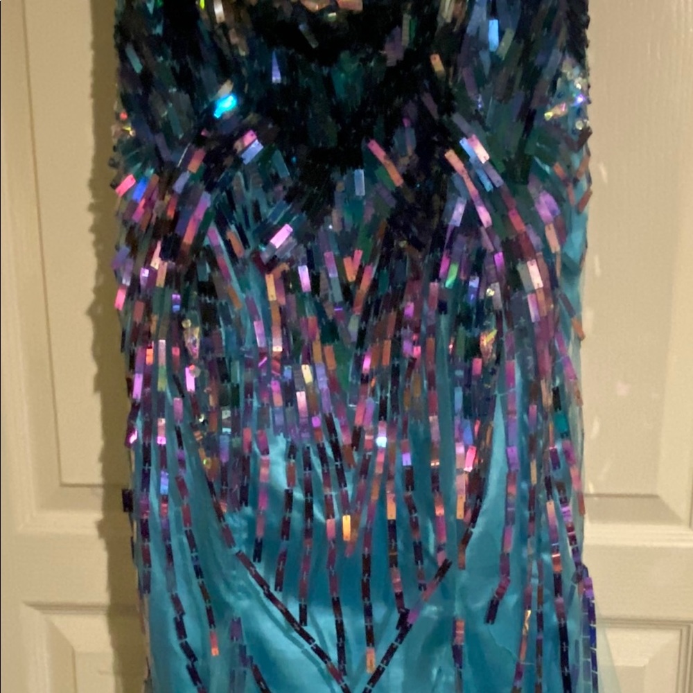 Strapless Prom Dress - Picture 4 of 7